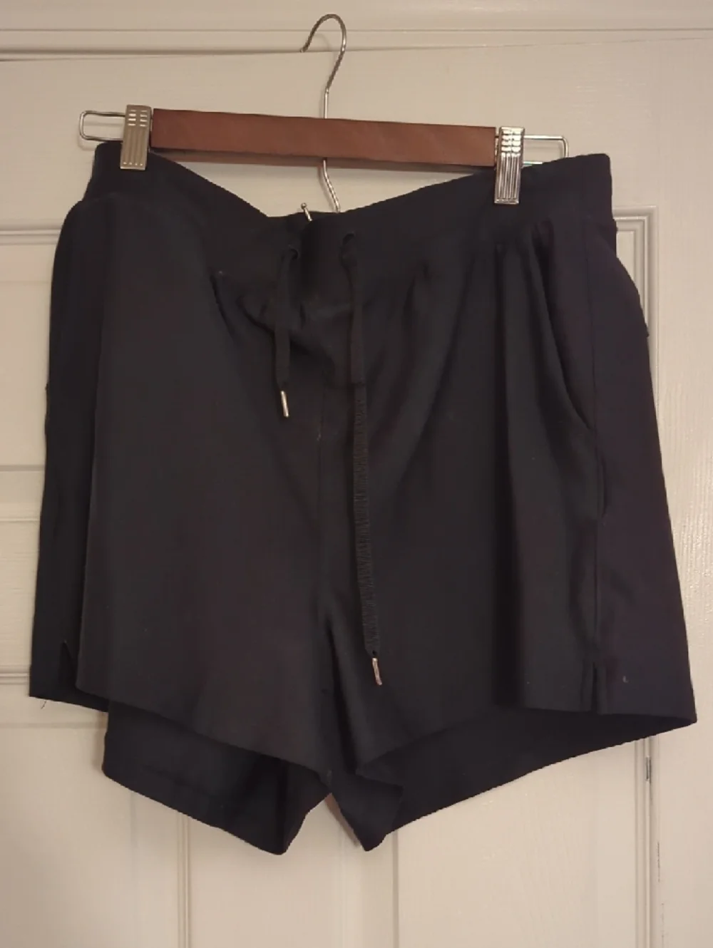 Old Navy Active Black Elastic Drawstring Shorts